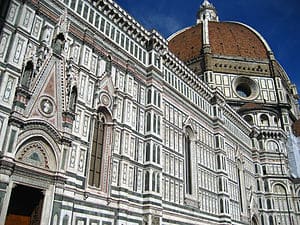 300px-Duomo_dome_and_exterior